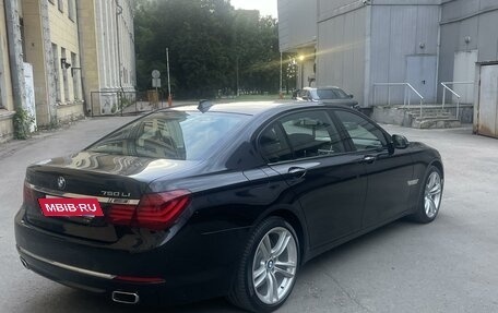 BMW 7 серия, 2014 год, 2 400 000 рублей, 4 фотография