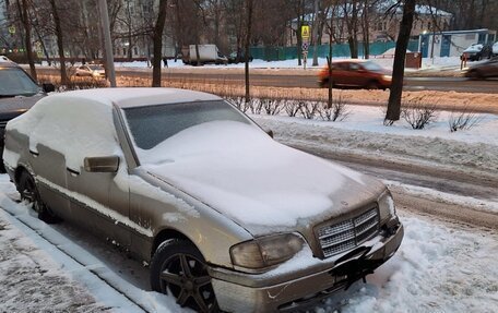 Mercedes-Benz C-Класс, 1994 год, 180 000 рублей, 2 фотография