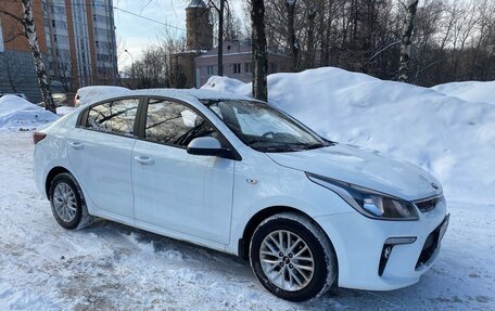 KIA Rio IV, 2020 год, 1 730 000 рублей, 6 фотография