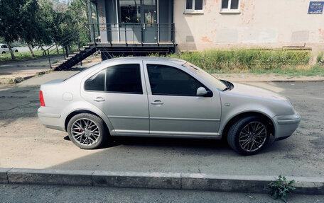 Volkswagen Bora, 2001 год, 450 000 рублей, 1 фотография