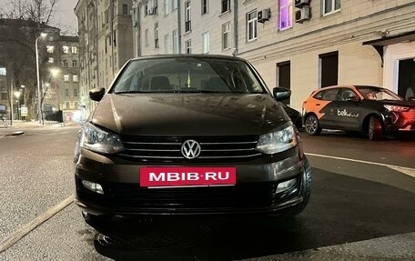 Volkswagen Polo VI (EU Market), 2016 год, 1 100 000 рублей, 2 фотография