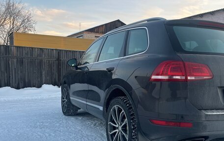 Volkswagen Touareg III, 2012 год, 2 000 000 рублей, 3 фотография