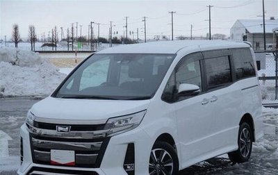 Toyota Noah III, 2021 год, 2 050 000 рублей, 1 фотография