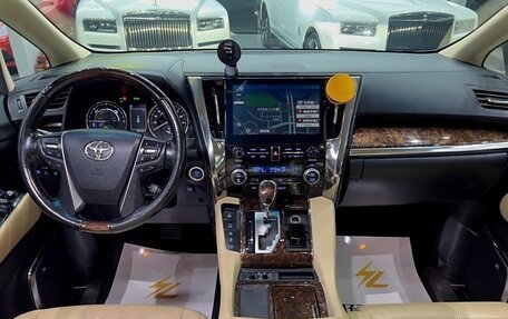 Toyota Alphard III, 2021 год, 10 291 355 рублей, 9 фотография