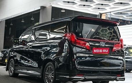 Toyota Alphard III, 2021 год, 10 291 355 рублей, 3 фотография