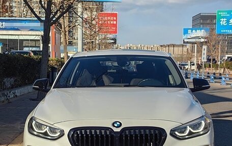 BMW 1 серия, 2021 год, 2 639 055 рублей, 8 фотография