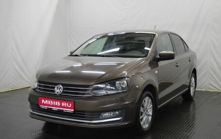 Volkswagen Polo VI (EU Market), 2015 год, 950 000 рублей, 1 фотография