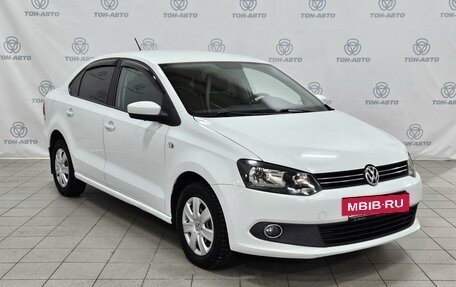 Volkswagen Polo VI (EU Market), 2015 год, 625 000 рублей, 3 фотография