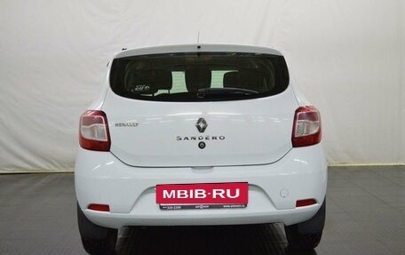 Renault Sandero II рестайлинг, 2014 год, 670 000 рублей, 6 фотография