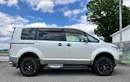 Mitsubishi Delica D:5 I, 2019 год, 2 350 000 рублей, 3 фотография