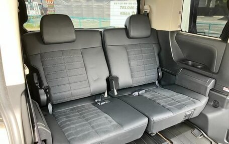 Mitsubishi Delica D:5 I, 2019 год, 2 350 000 рублей, 18 фотография