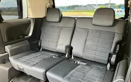 Mitsubishi Delica D:5 I, 2019 год, 2 350 000 рублей, 19 фотография