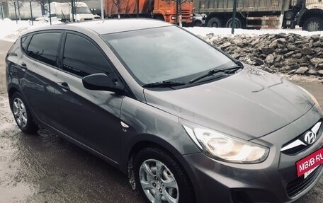 Hyundai Solaris II рестайлинг, 2014 год, 840 000 рублей, 6 фотография