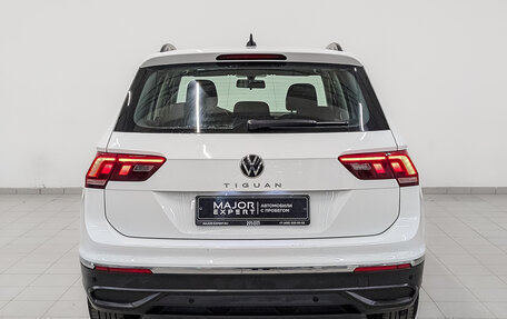 Volkswagen Tiguan II, 2021 год, 2 550 000 рублей, 6 фотография