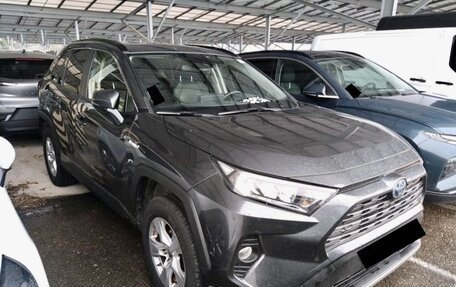 Toyota RAV4, 2021 год, 4 000 000 рублей, 2 фотография