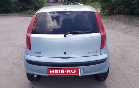 Fiat Punto III Punto Evo рестайлинг, 2001 год, 410 000 рублей, 2 фотография