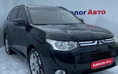 Mitsubishi Outlander III рестайлинг 3, 2013 год, 1 700 000 рублей, 1 фотография