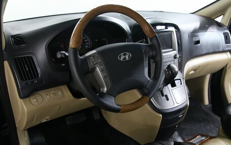 Hyundai Grand Starex Grand Starex I рестайлинг 2, 2011 год, 1 895 000 рублей, 10 фотография