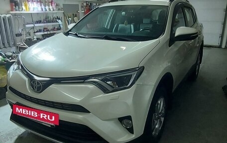 Toyota RAV4, 2016 год, 2 595 000 рублей, 3 фотография