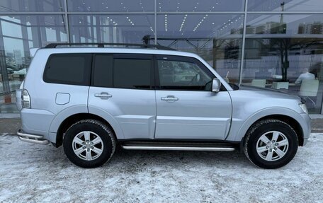 Mitsubishi Pajero IV, 2011 год, 1 990 000 рублей, 4 фотография