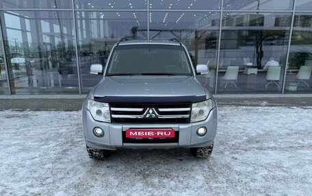 Mitsubishi Pajero IV, 2011 год, 1 990 000 рублей, 2 фотография