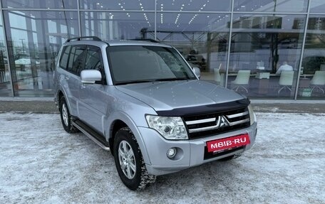 Mitsubishi Pajero IV, 2011 год, 1 990 000 рублей, 3 фотография