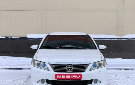 Toyota Camry, 2012 год, 1 350 000 рублей, 2 фотография