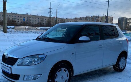 Skoda Fabia II, 2013 год, 690 000 рублей, 3 фотография