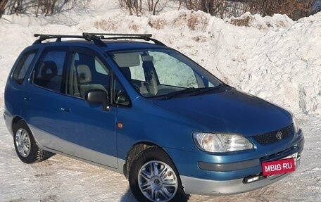 Toyota Corolla Spacio II, 1998 год, 550 000 рублей, 29 фотография