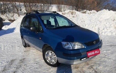 Toyota Corolla Spacio II, 1998 год, 550 000 рублей, 39 фотография