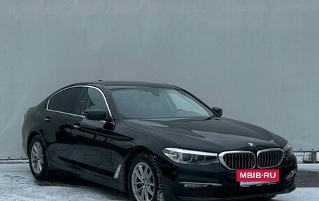 BMW 5 серия, 2017 год, 3 200 000 рублей, 3 фотография