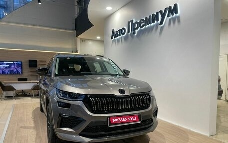 Skoda Kodiaq I, 2023 год, 4 950 000 рублей, 2 фотография