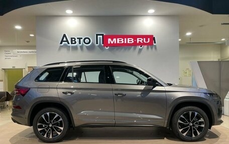 Skoda Kodiaq I, 2023 год, 4 950 000 рублей, 7 фотография