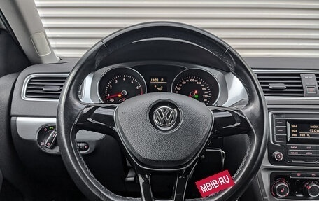 Volkswagen Jetta VI, 2018 год, 1 635 000 рублей, 14 фотография