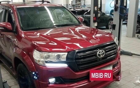 Toyota Land Cruiser 200, 2010 год, 3 640 000 рублей, 2 фотография