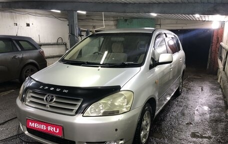 Toyota Ipsum II, 2003 год, 760 000 рублей, 1 фотография