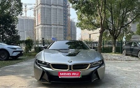 BMW i8 I рестайлинг, 2020 год, 10 712 037 рублей, 2 фотография