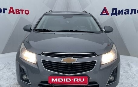 Chevrolet Cruze II, 2013 год, 830 000 рублей, 2 фотография