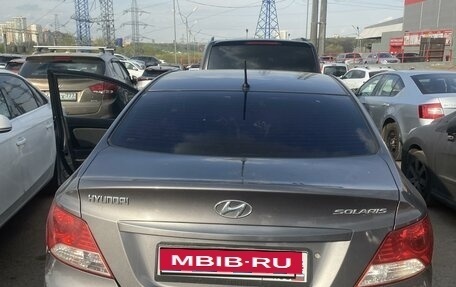 Hyundai Solaris II рестайлинг, 2011 год, 650 000 рублей, 18 фотография