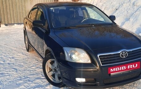 Toyota Avensis III рестайлинг, 2003 год, 670 000 рублей, 4 фотография