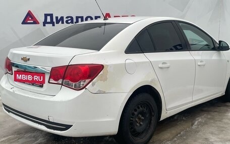 Chevrolet Cruze II, 2013 год, 700 000 рублей, 6 фотография