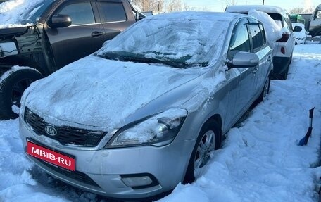 KIA cee'd I рестайлинг, 2010 год, 875 000 рублей, 1 фотография