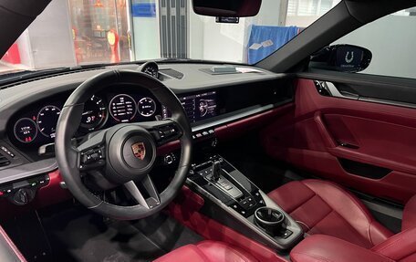 Porsche 911, 2021 год, 13 870 000 рублей, 9 фотография