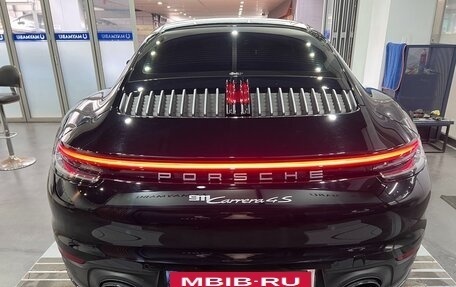 Porsche 911, 2021 год, 13 870 000 рублей, 4 фотография