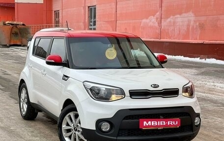 KIA Soul II рестайлинг, 2017 год, 1 399 000 рублей, 3 фотография