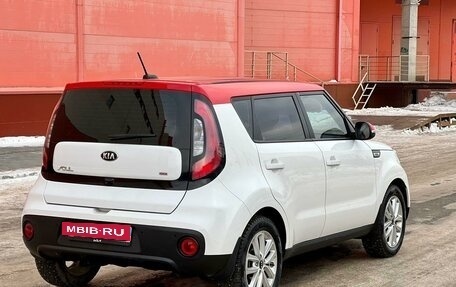 KIA Soul II рестайлинг, 2017 год, 1 399 000 рублей, 5 фотография