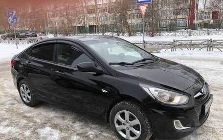 Hyundai Solaris II рестайлинг, 2012 год, 980 000 рублей, 2 фотография