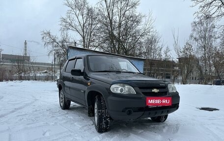 Chevrolet Niva I рестайлинг, 2010 год, 495 000 рублей, 2 фотография