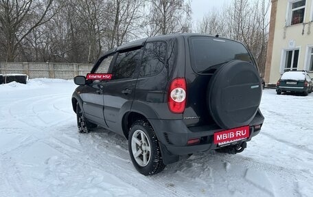 Chevrolet Niva I рестайлинг, 2010 год, 495 000 рублей, 6 фотография