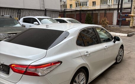 Toyota Camry, 2018 год, 3 050 000 рублей, 7 фотография